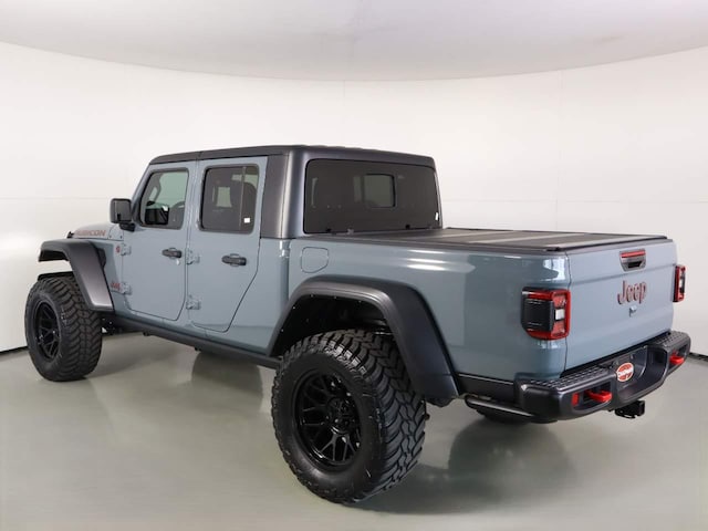 2024 Jeep Gladiator