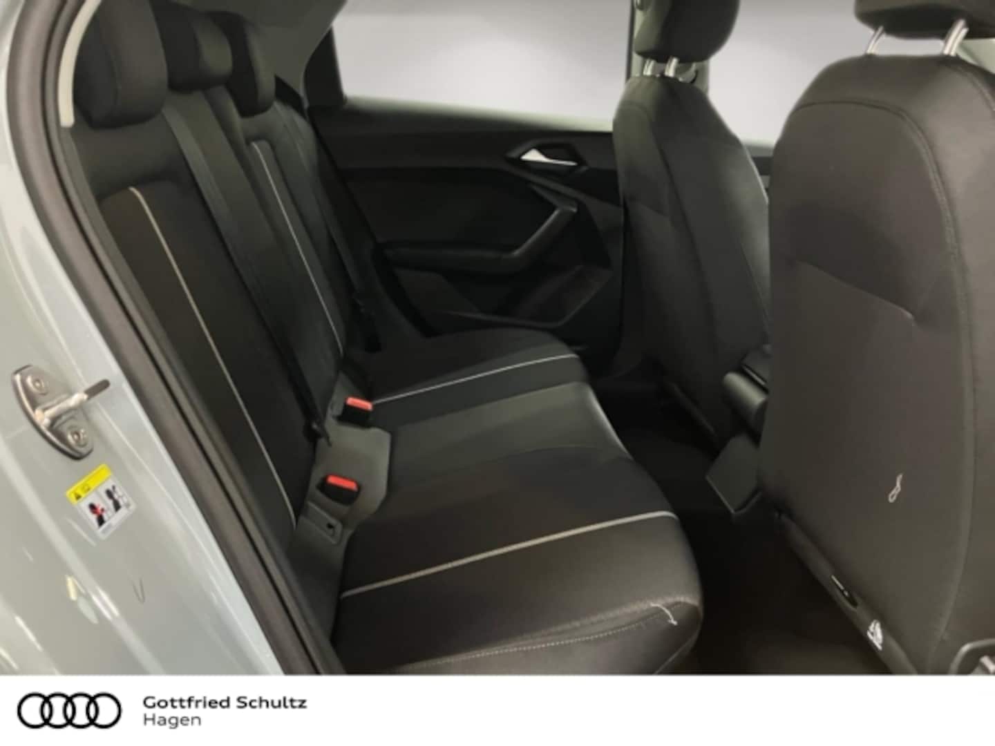 Bild über Audi A1 Sportback advanced 25 TFSI Schaltgetriebe - für weitere Informationen kontaktieren Sie den Audi Partner