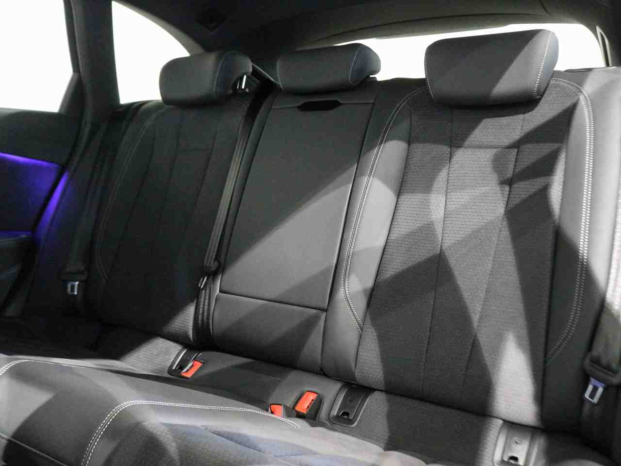 Image about Audi A4 Avant 40 TDI quattro S line