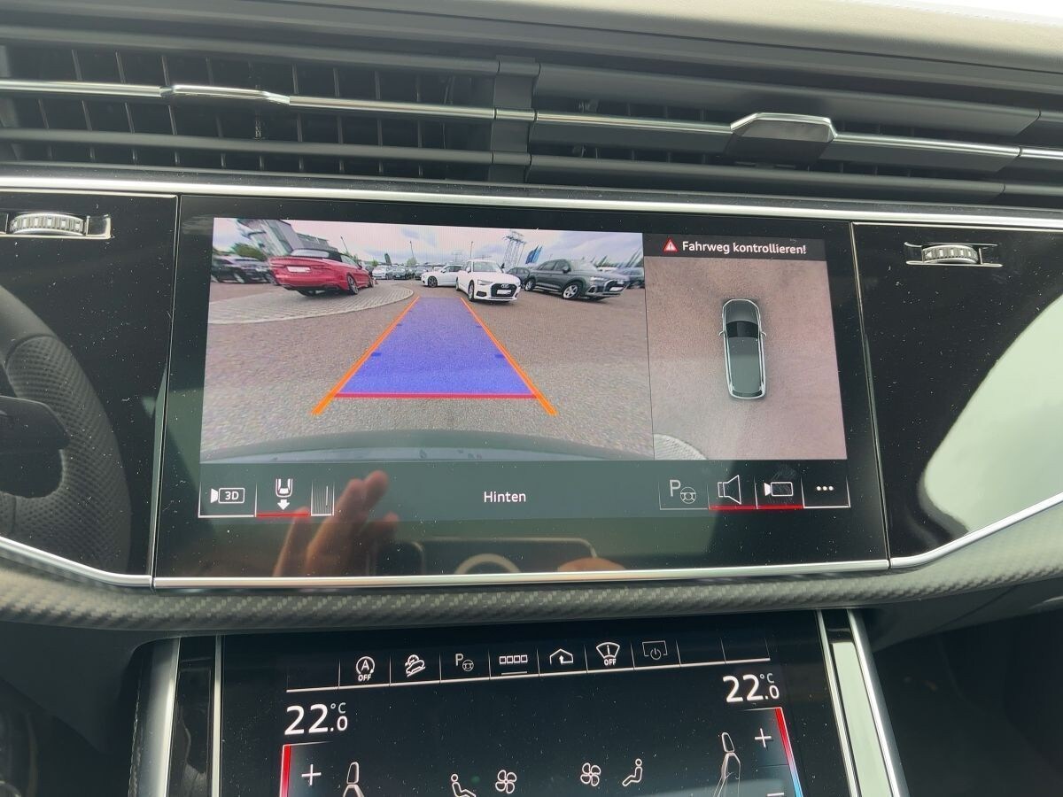 Audi SQ7 SUV