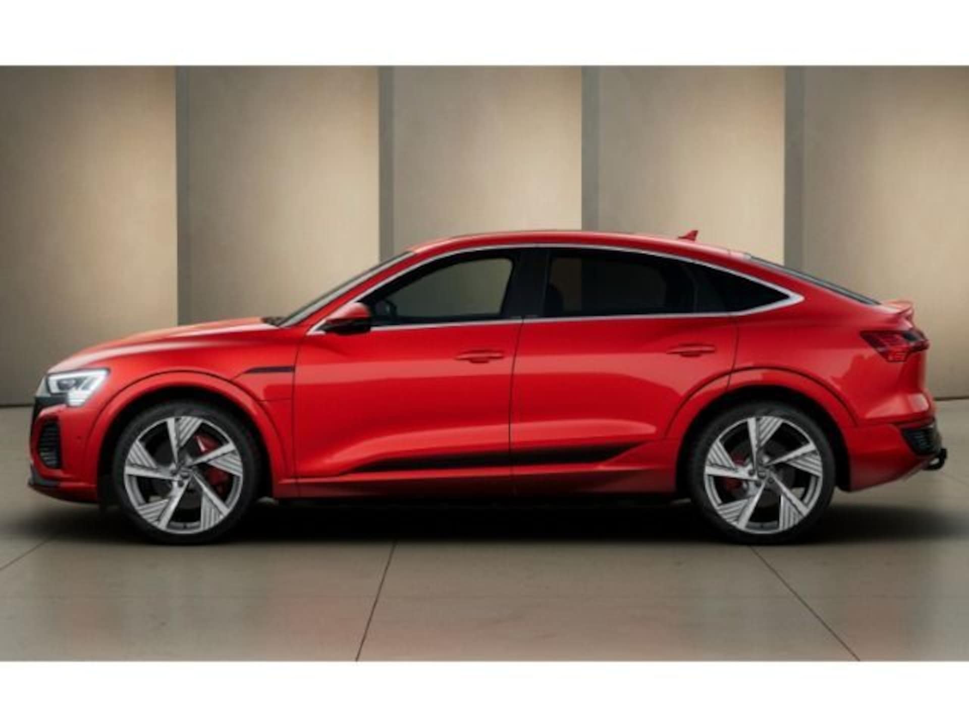 Audi Q8 Sportback e-tron S line
