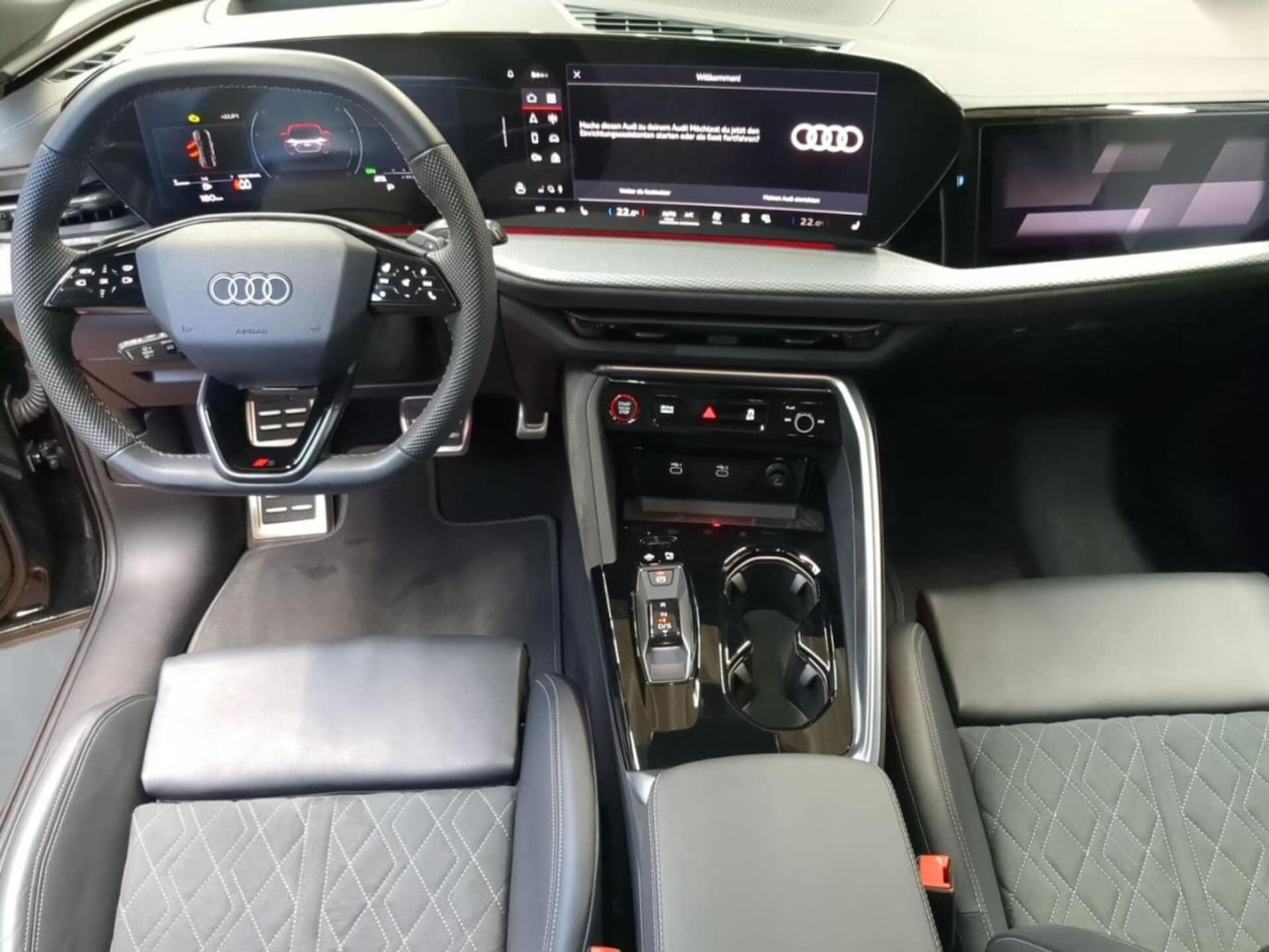 Audi Q5 Sportback edition one