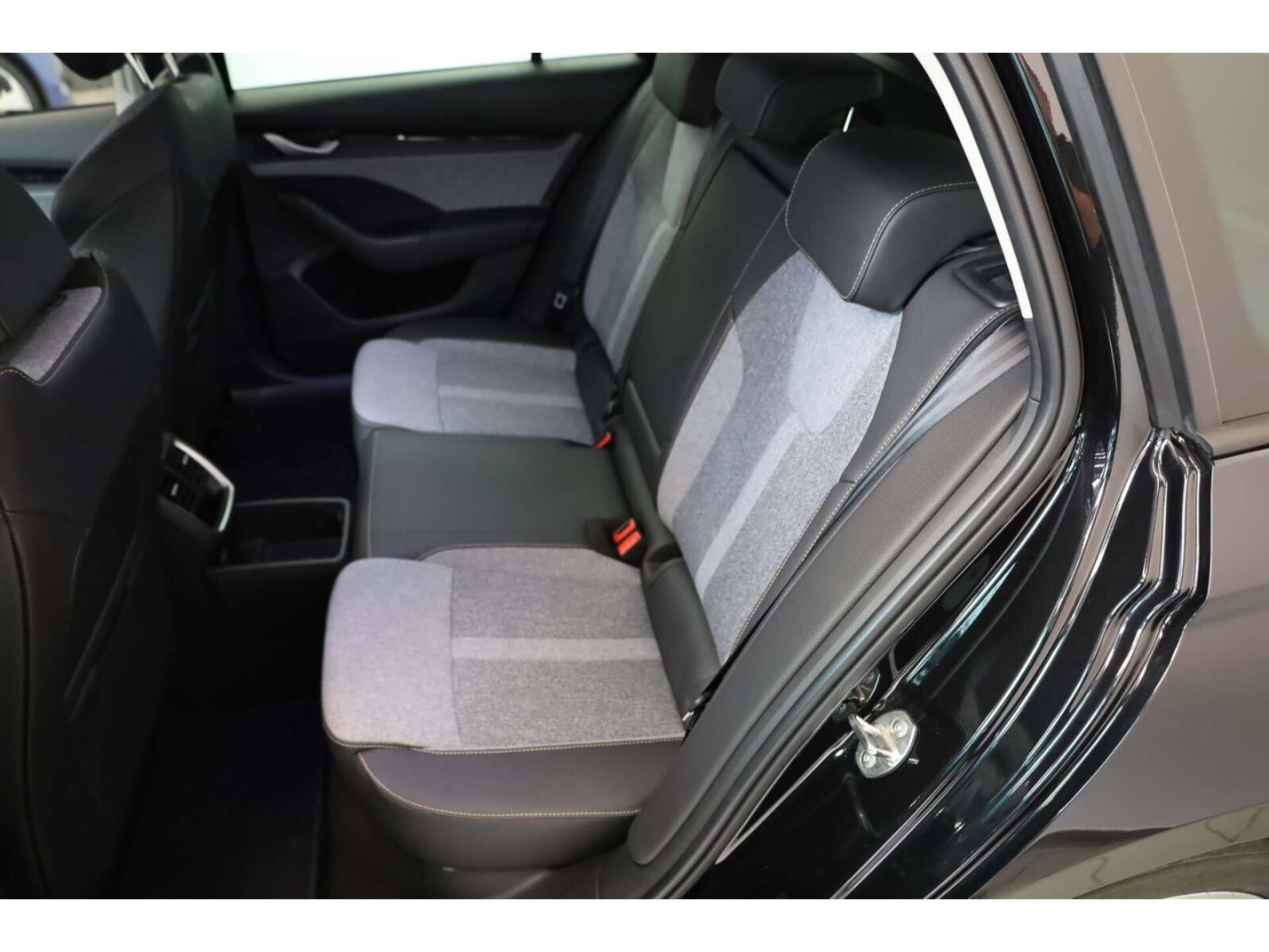Škoda Octavia Combi – Bild 15