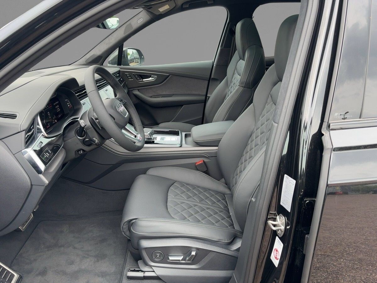 Audi SQ7 SUV