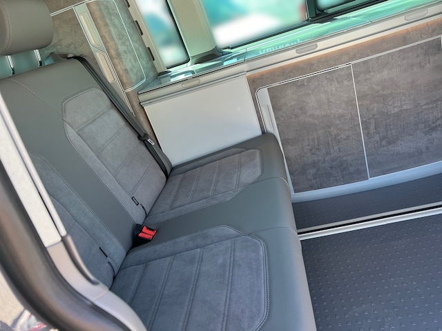 Volkswagen T6.1 California