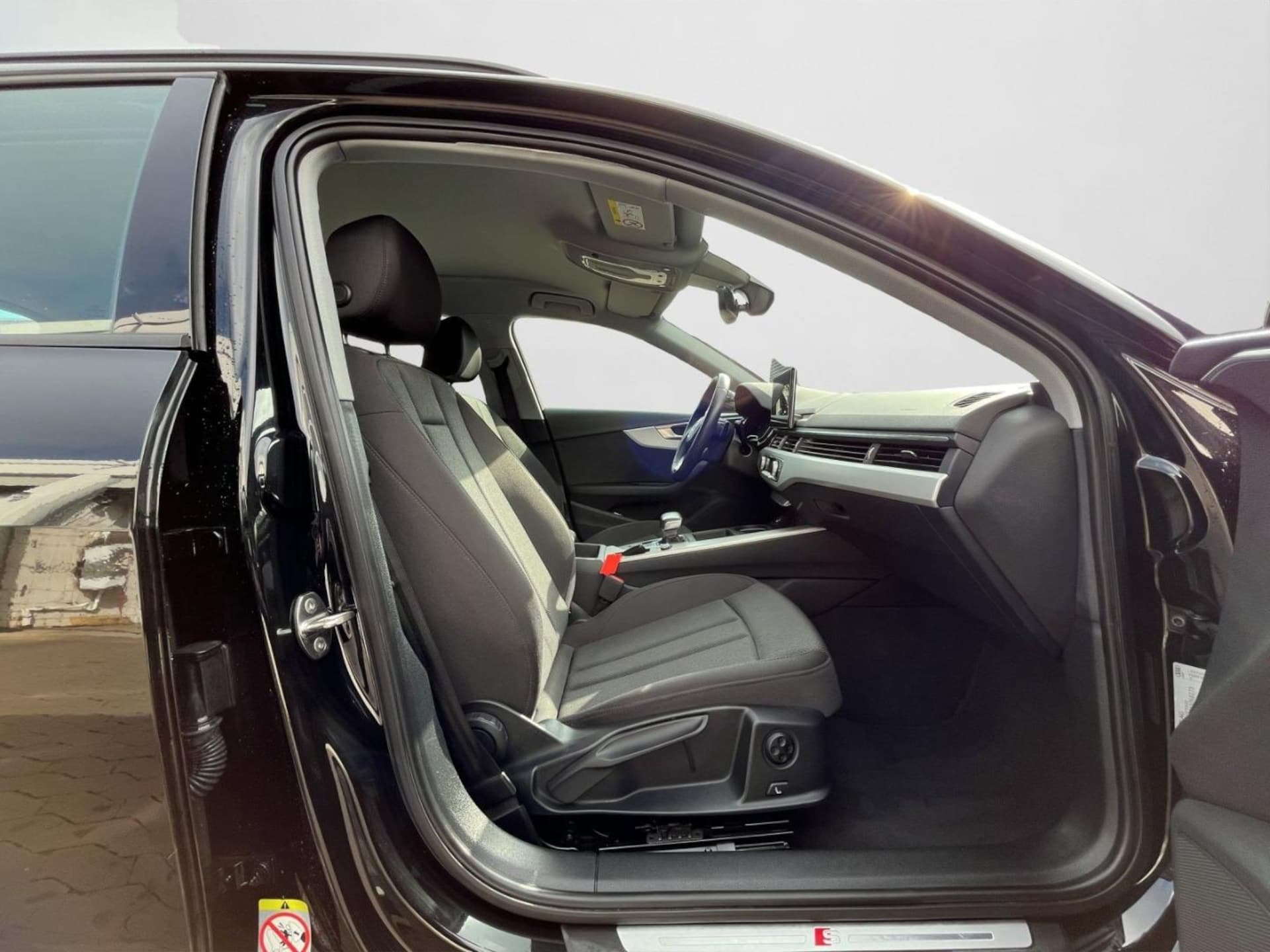 Audi A4 Avant S line