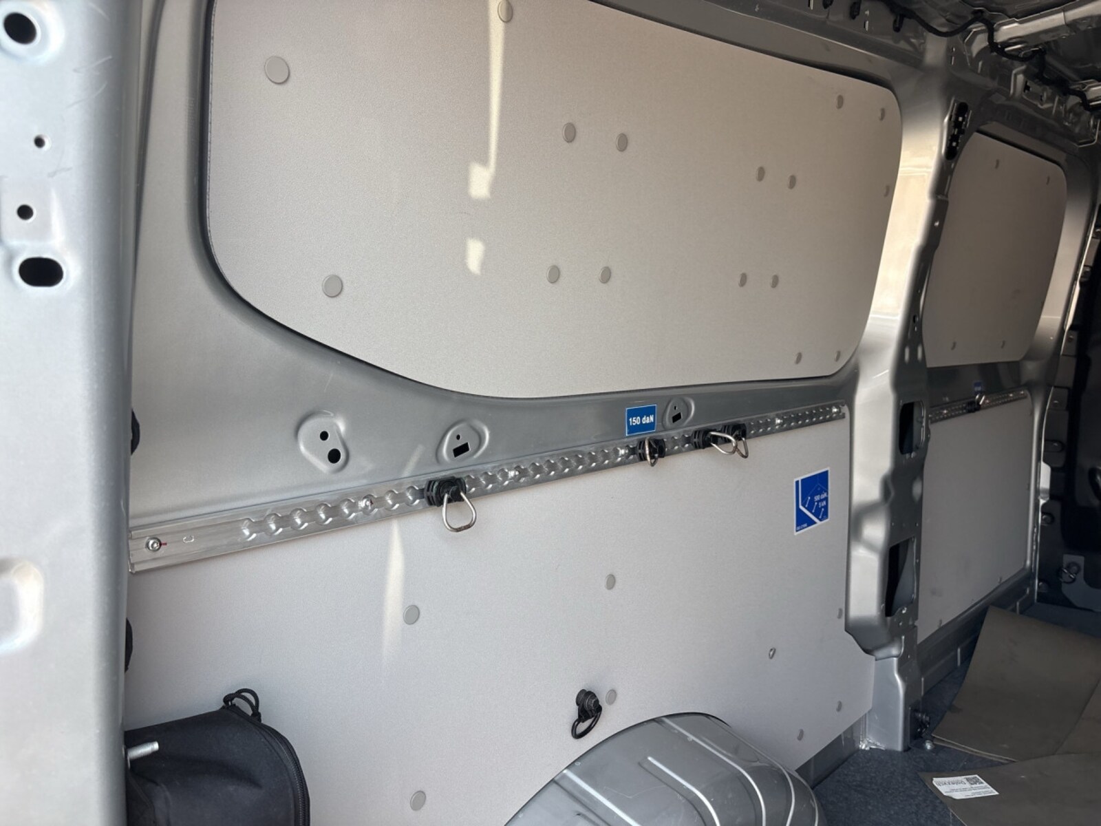 Volkswagen Transporter Kasten langer Radstand – Bild 15