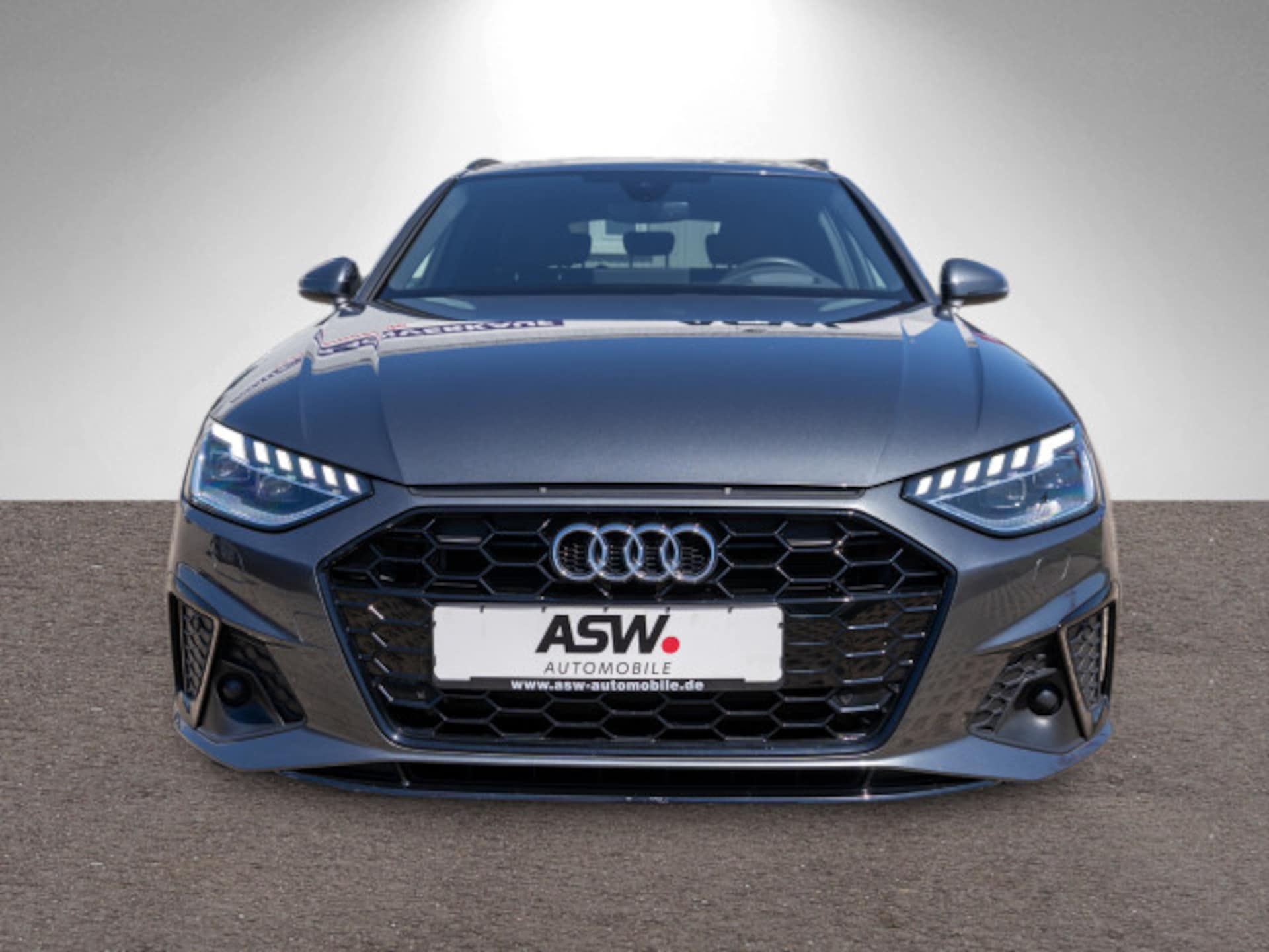 Audi A4 Avant S line