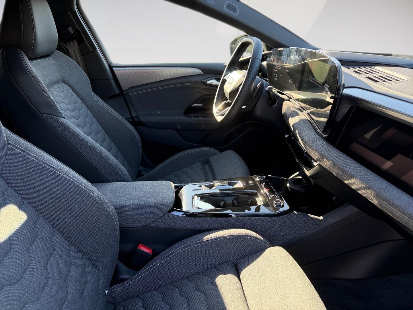 Bild über Audi A6 Avant e-tron e-tron - für weitere Informationen kontaktieren Sie den Audi Partner