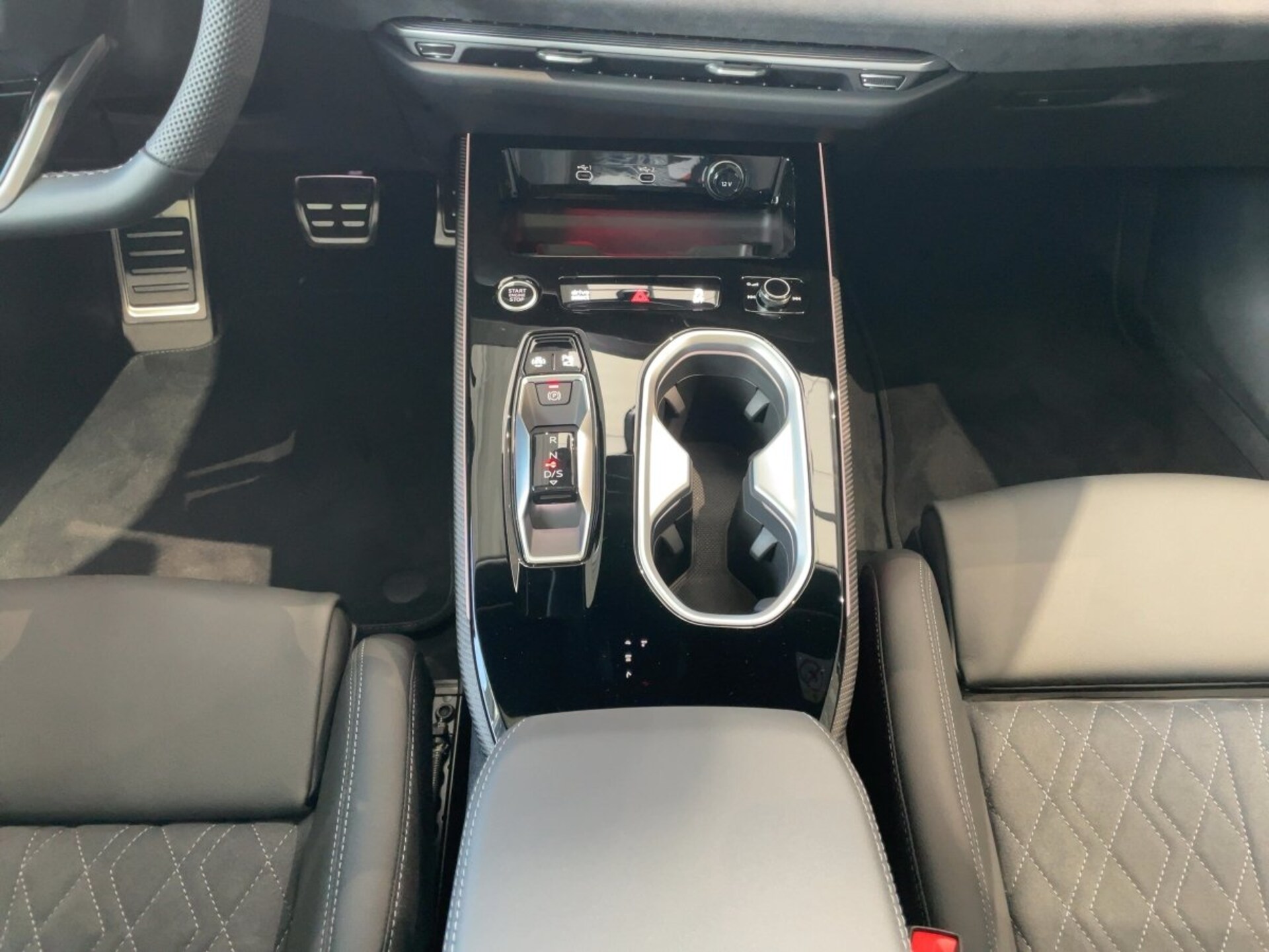 Audi A6 Avant edition one