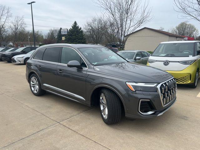 2026 Audi Q7 55 Prestige quattro Tiptronic's photo