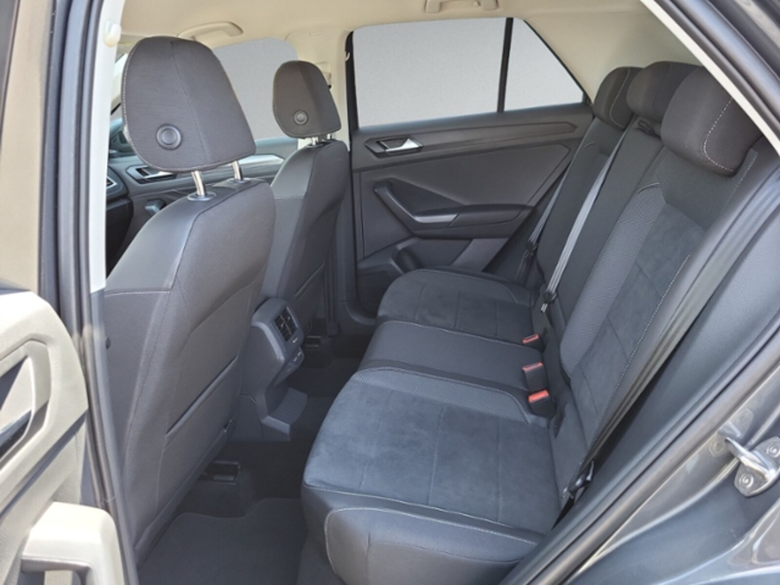 Volkswagen T-Roc – Bild 10