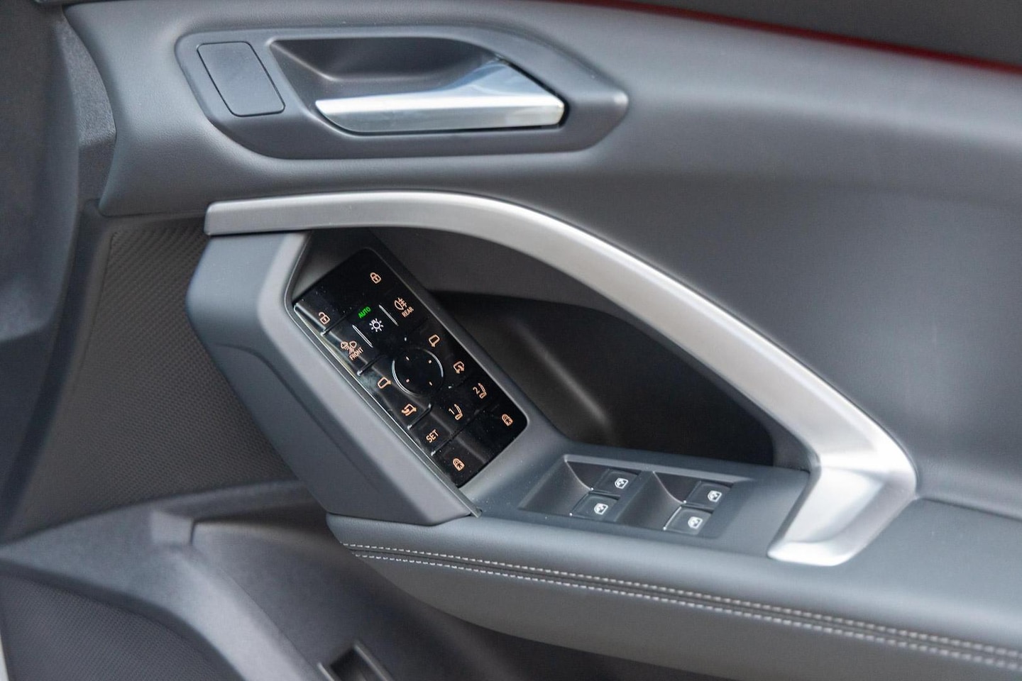 Image about Audi Q5 SUV TDI quattro 150 kW sport