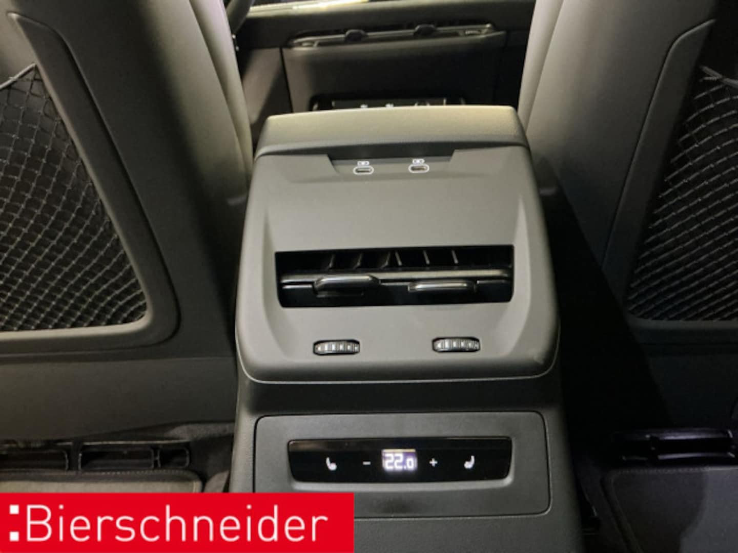 Bild über Audi RS 5 Avant quattro 470 kW tiptronic - für weitere Informationen kontaktieren Sie den Audi Partner
