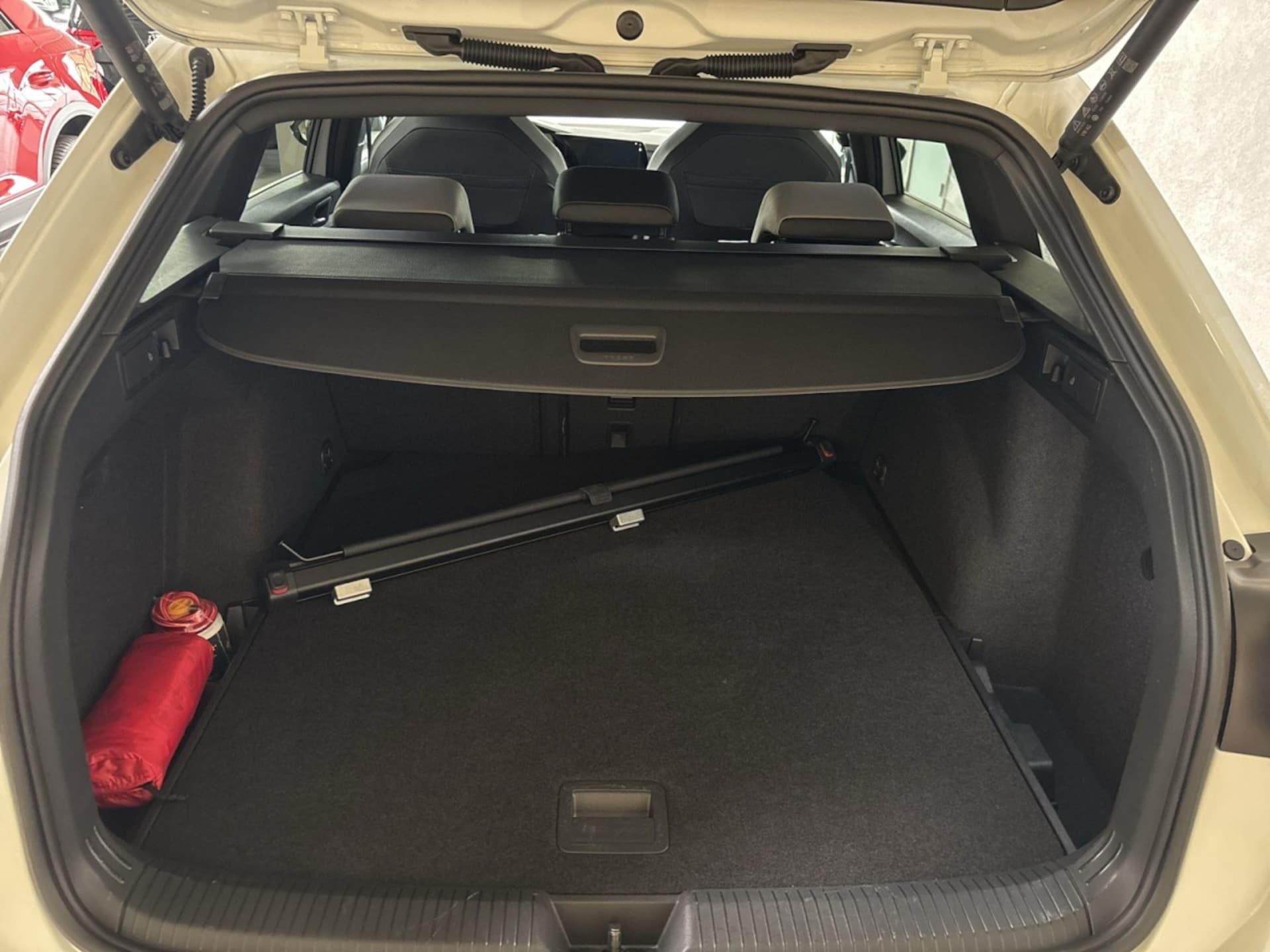 Volkswagen Golf Variant R-Line