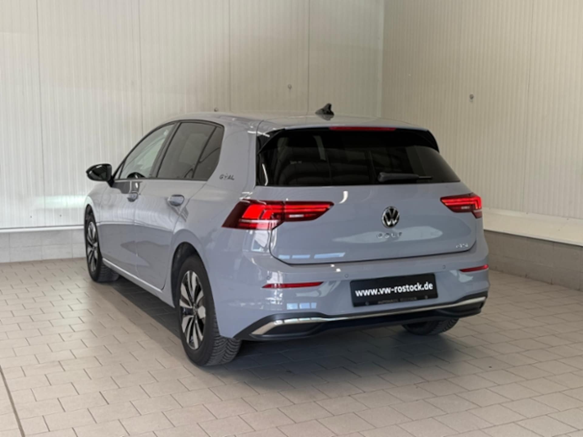 Volkswagen Golf Life
