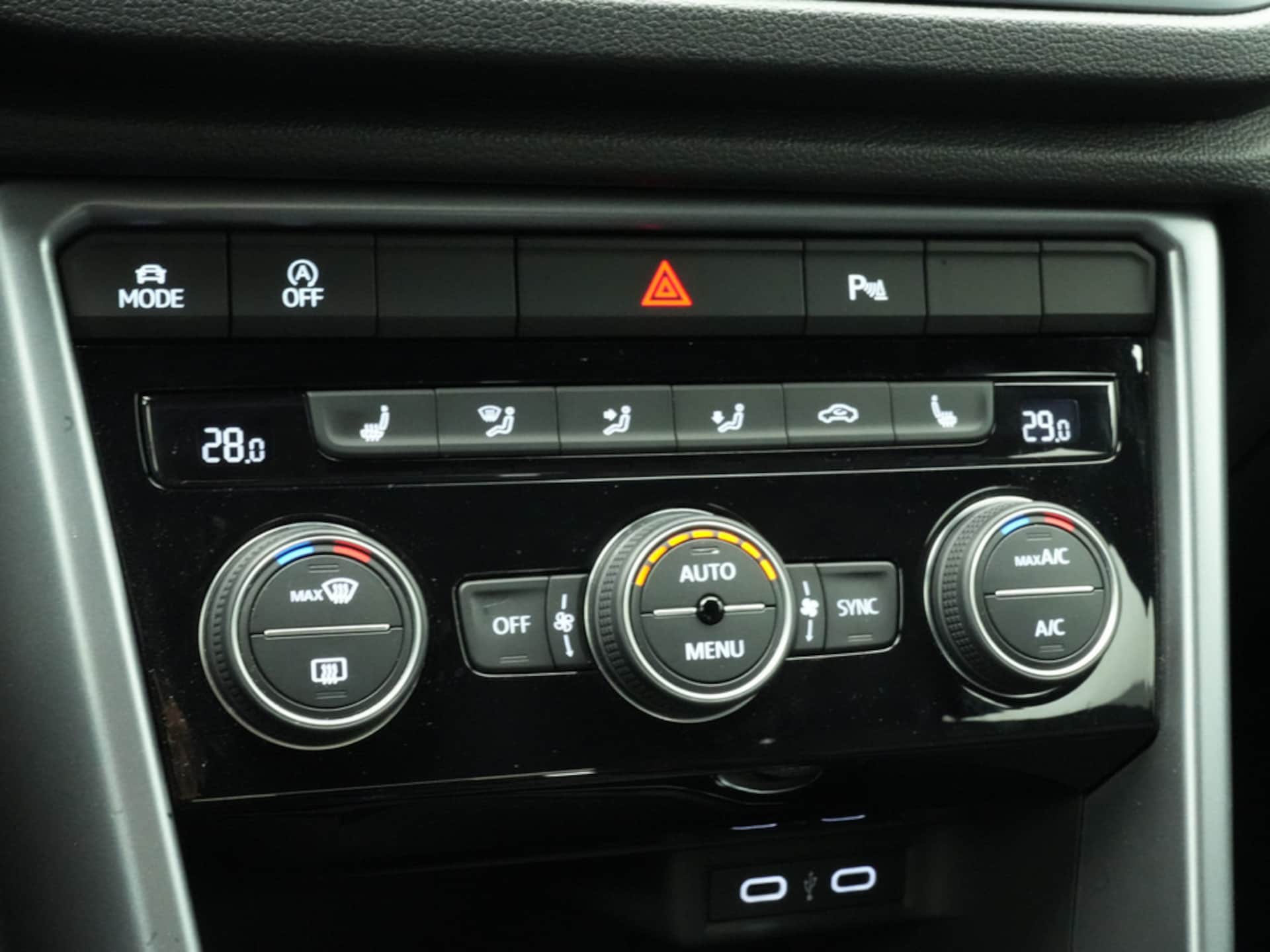 Volkswagen T-Roc Active