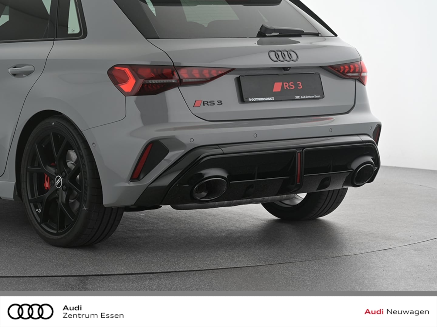 Bild über Audi RS 3 Sportback TFSI quattro 294 kW S tronic - für weitere Informationen kontaktieren Sie den Audi Partner