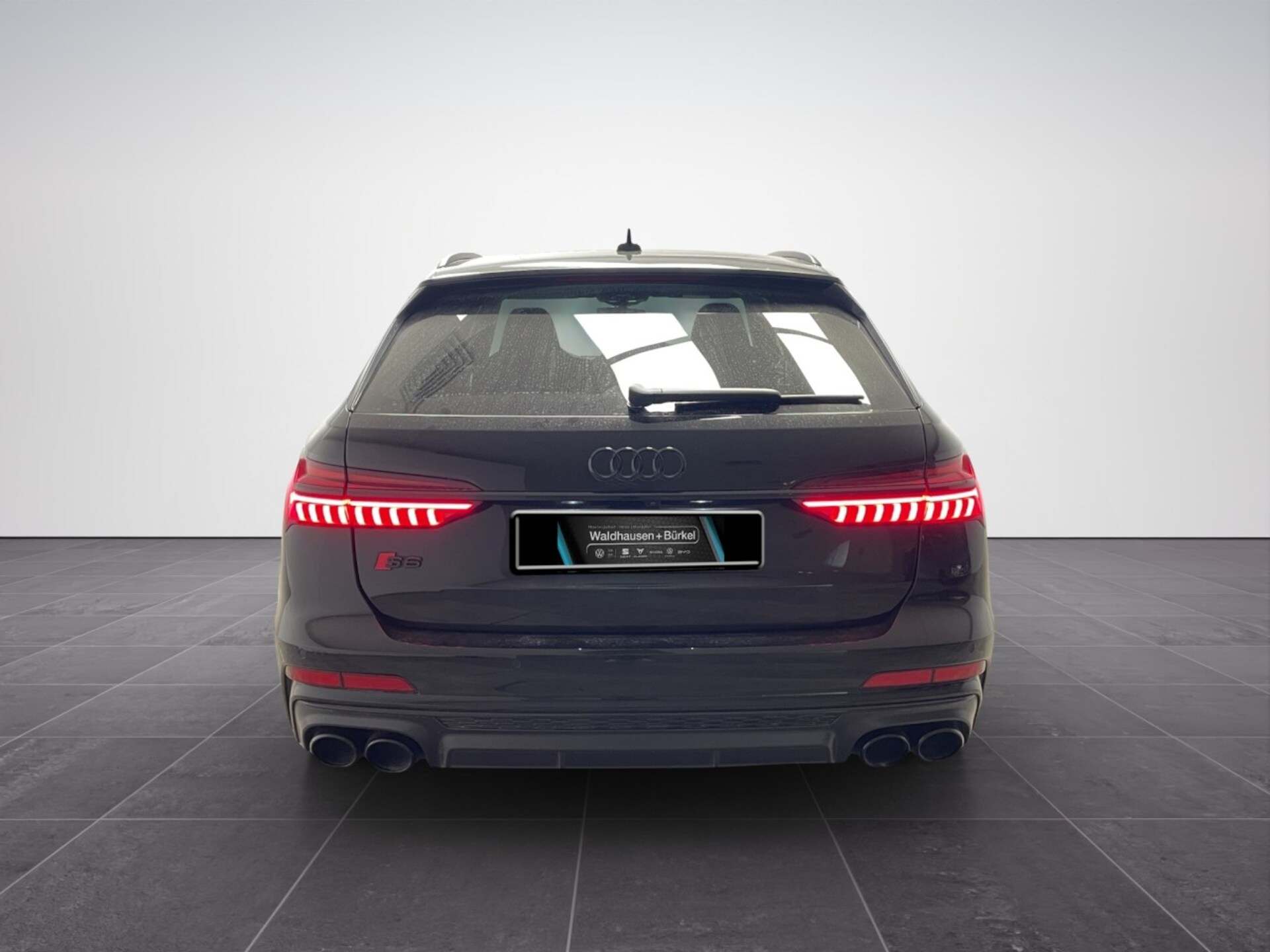 Audi S6 Avant