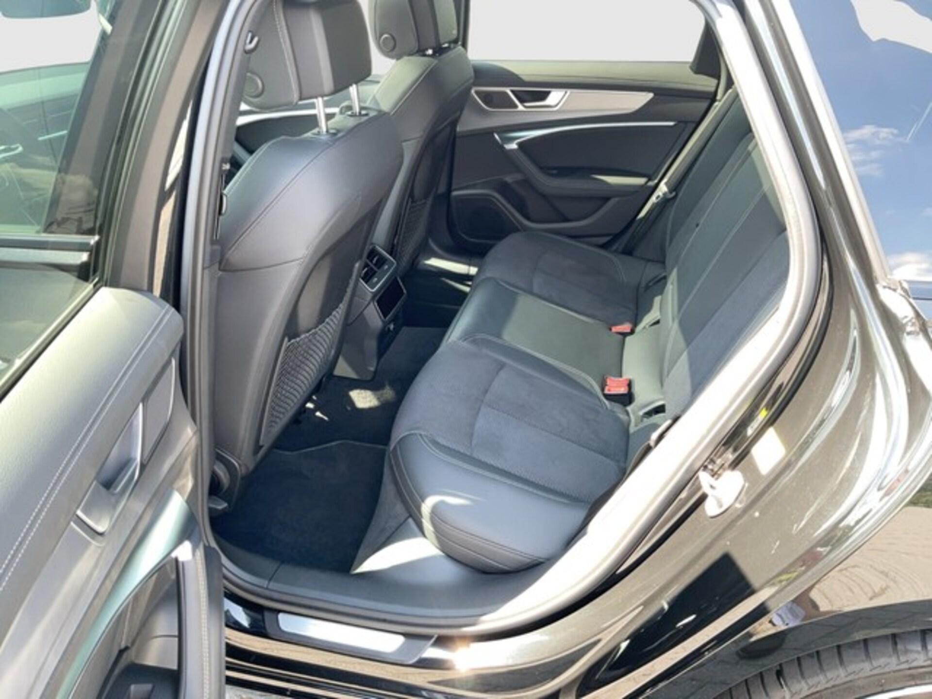 Audi A6 Avant Design