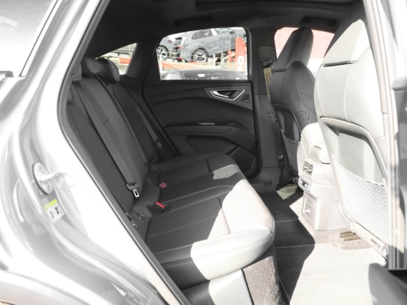 Audi Q4 Sportback e-tron – Bild 8