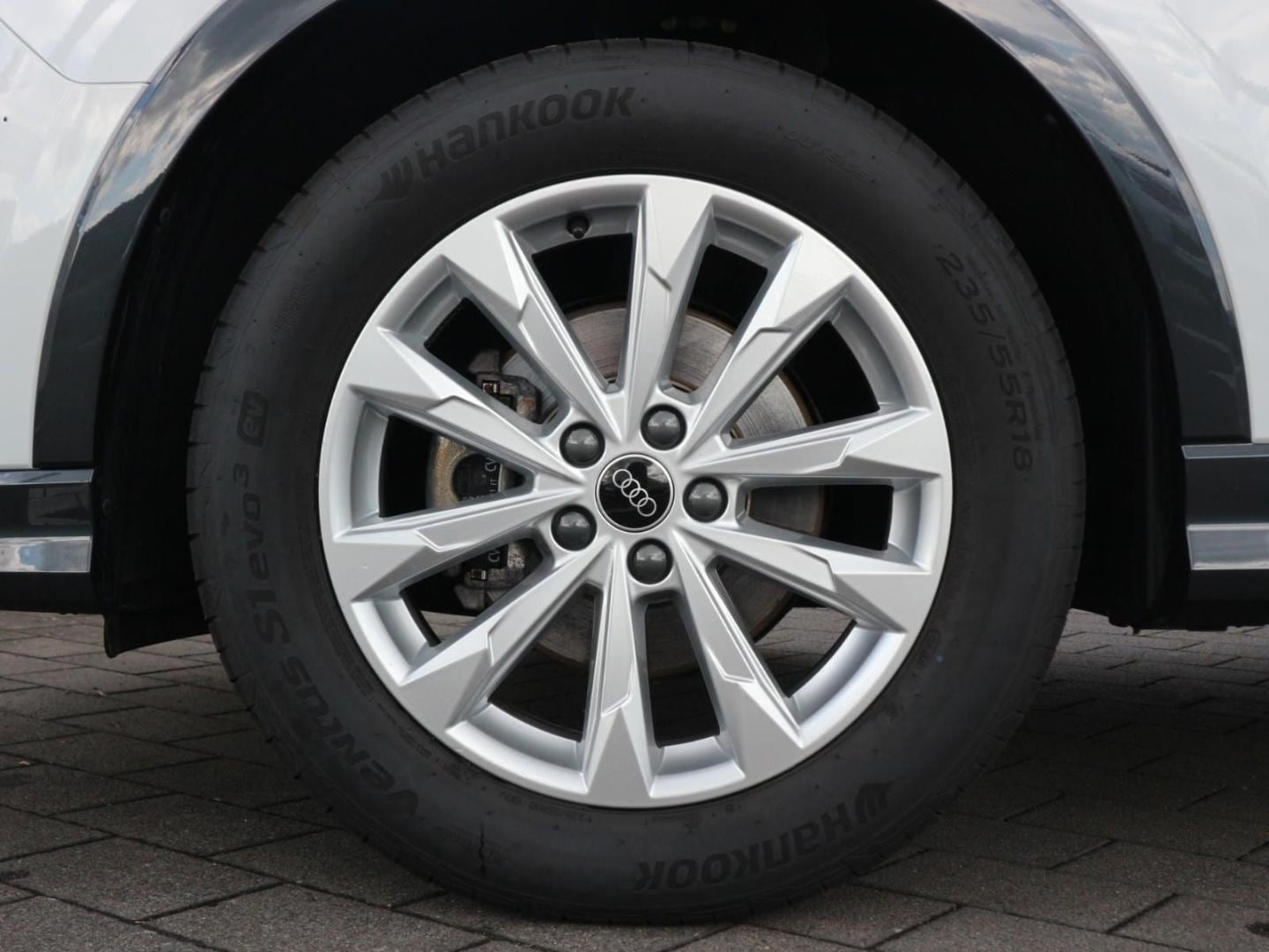 Bild über Audi Q3 Sportback TFSI 110 kW S tronic - für weitere Informationen kontaktieren Sie den Audi Partner