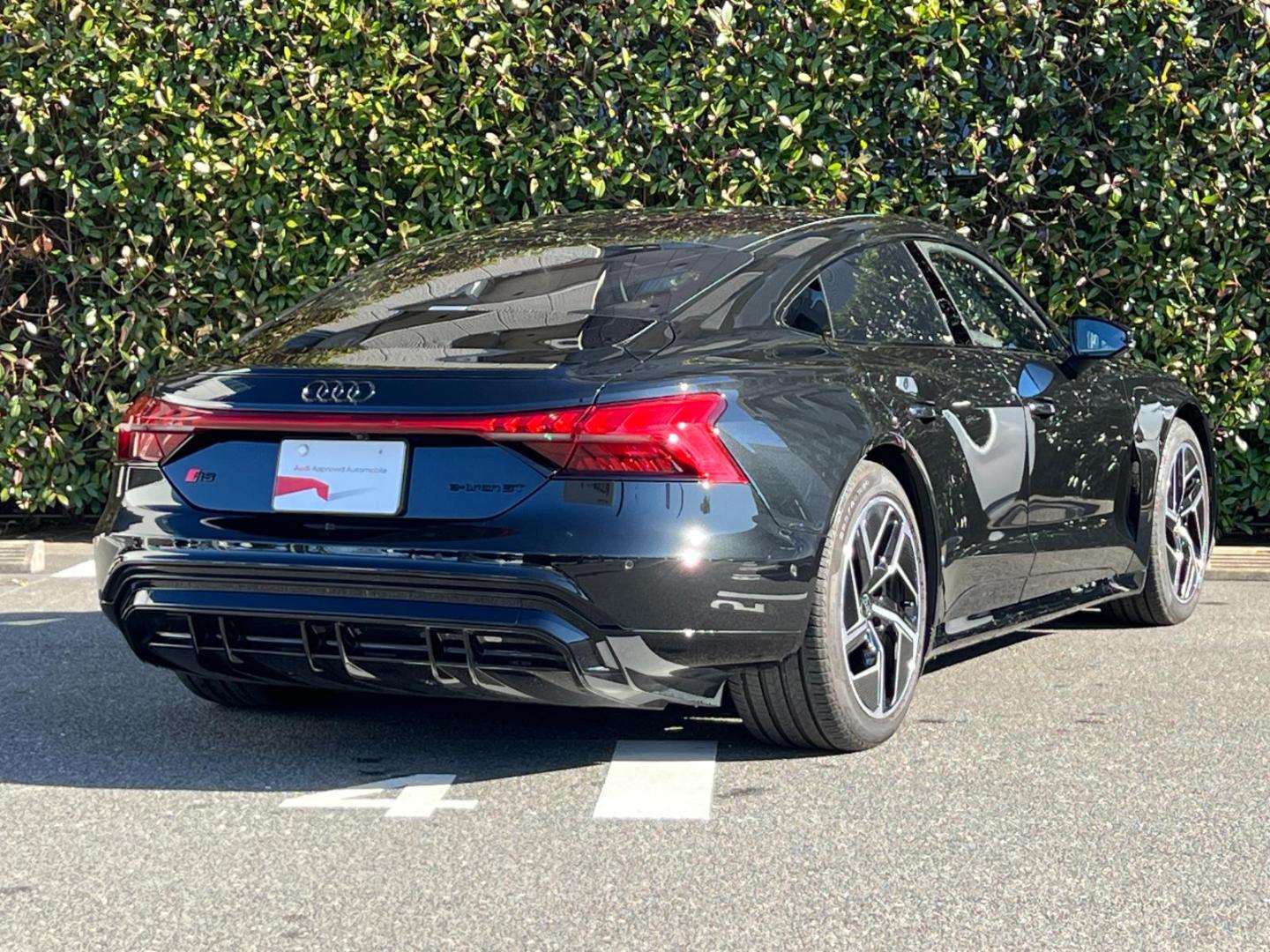 Audi RS e-tron GT RS e-tron GT kW for more details contact your dealer