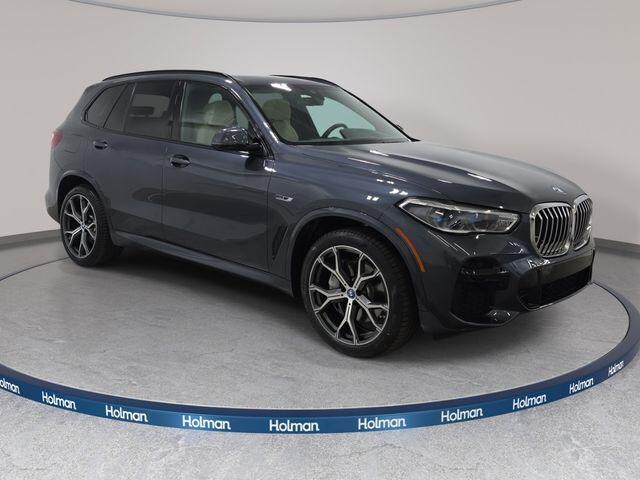 2022 BMW