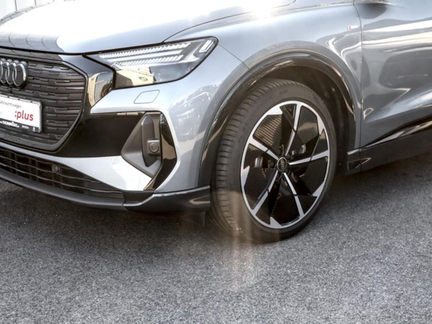 Bild über Audi Q4 Sportback e-tron 55 e-tron quattro - für weitere Informationen kontaktieren Sie den Audi Partner