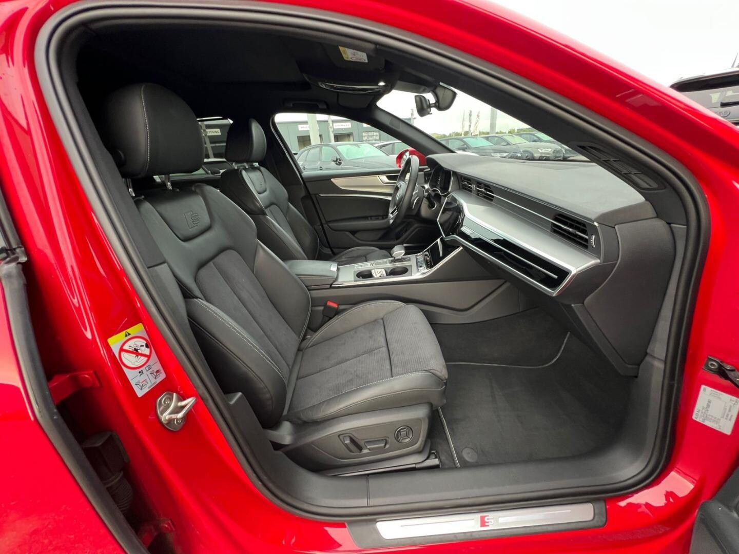 Bild über Audi S6 Avant TDI quattro tiptronic - für weitere Informationen kontaktieren Sie den Audi Partner