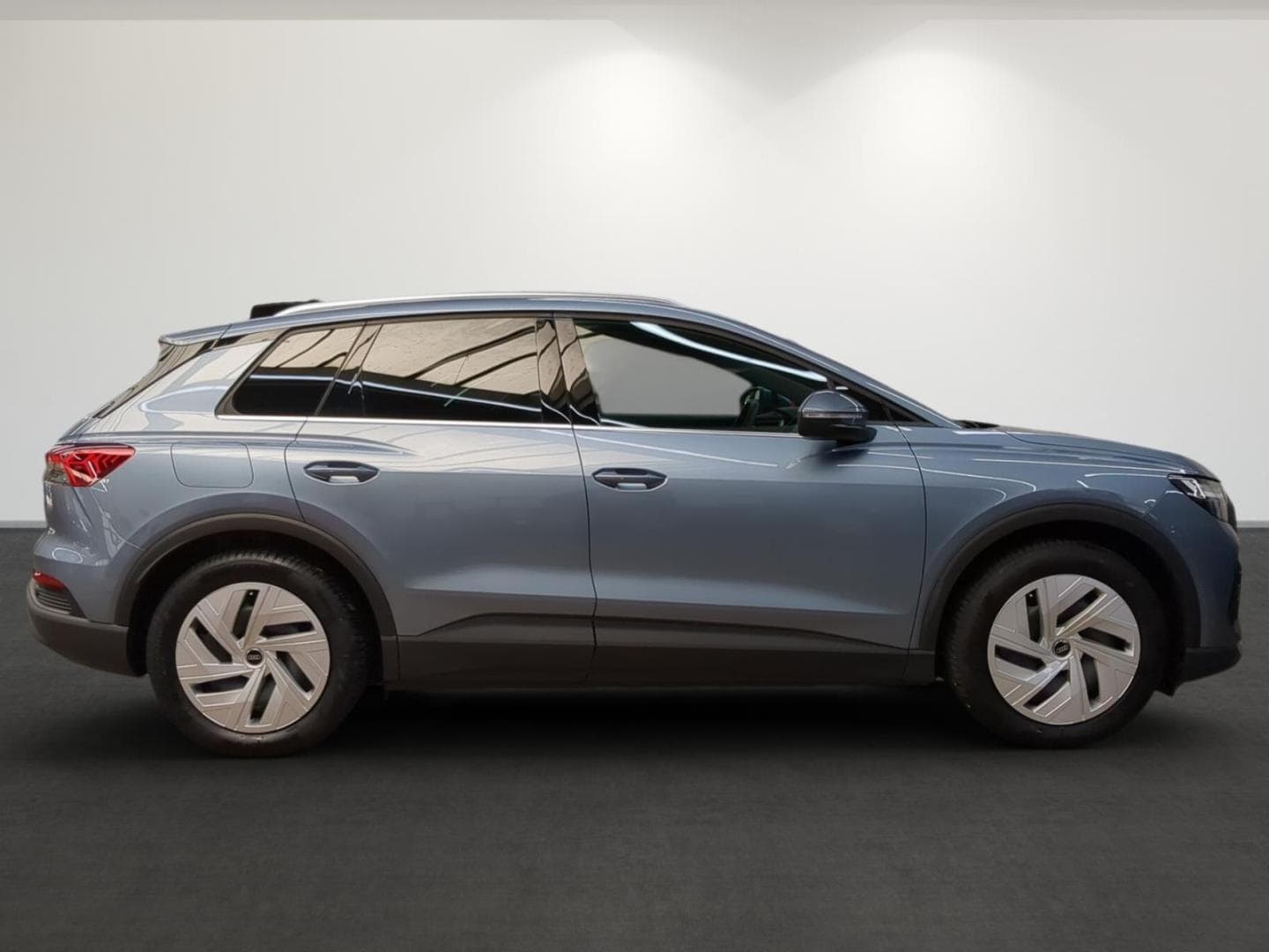 Bild über Audi Q4 e-tron 40 e-tron - für weitere Informationen kontaktieren Sie den Audi Partner