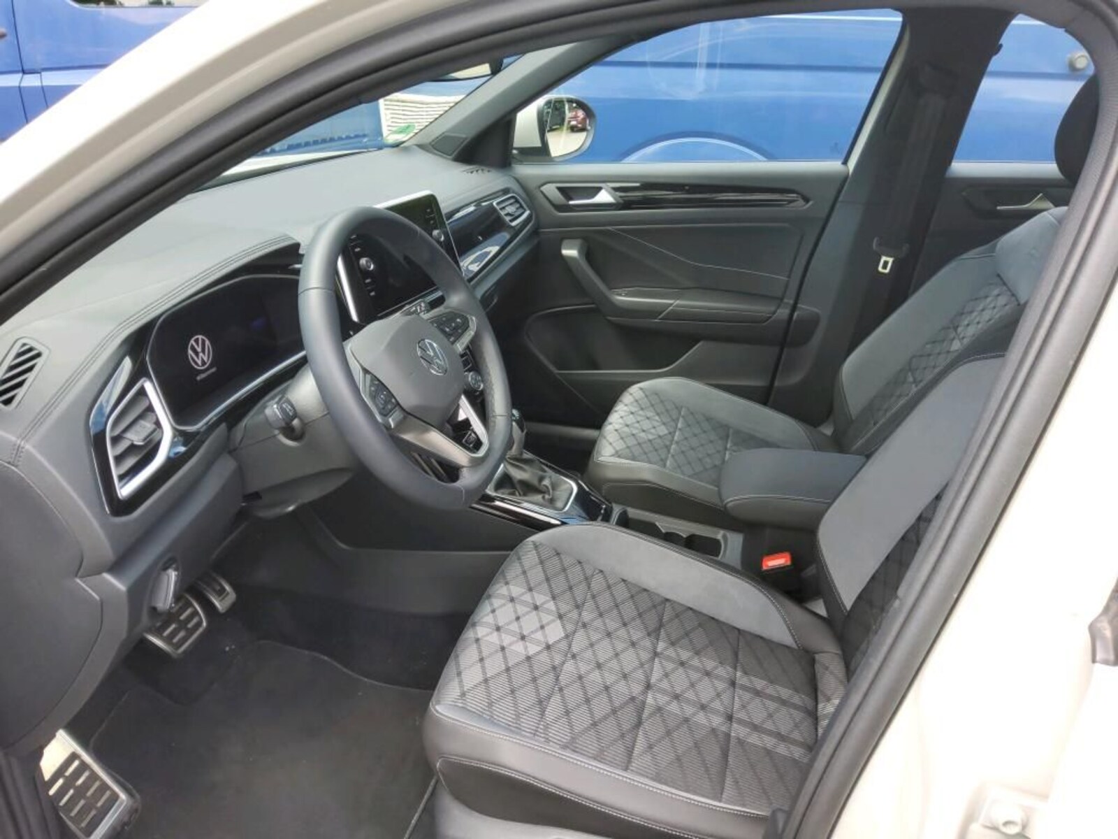 Volkswagen T-Roc – Bild 8