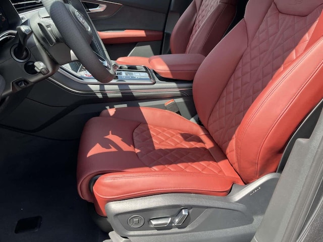 2026 Audi SQ7 Premium Plus - Photo 16