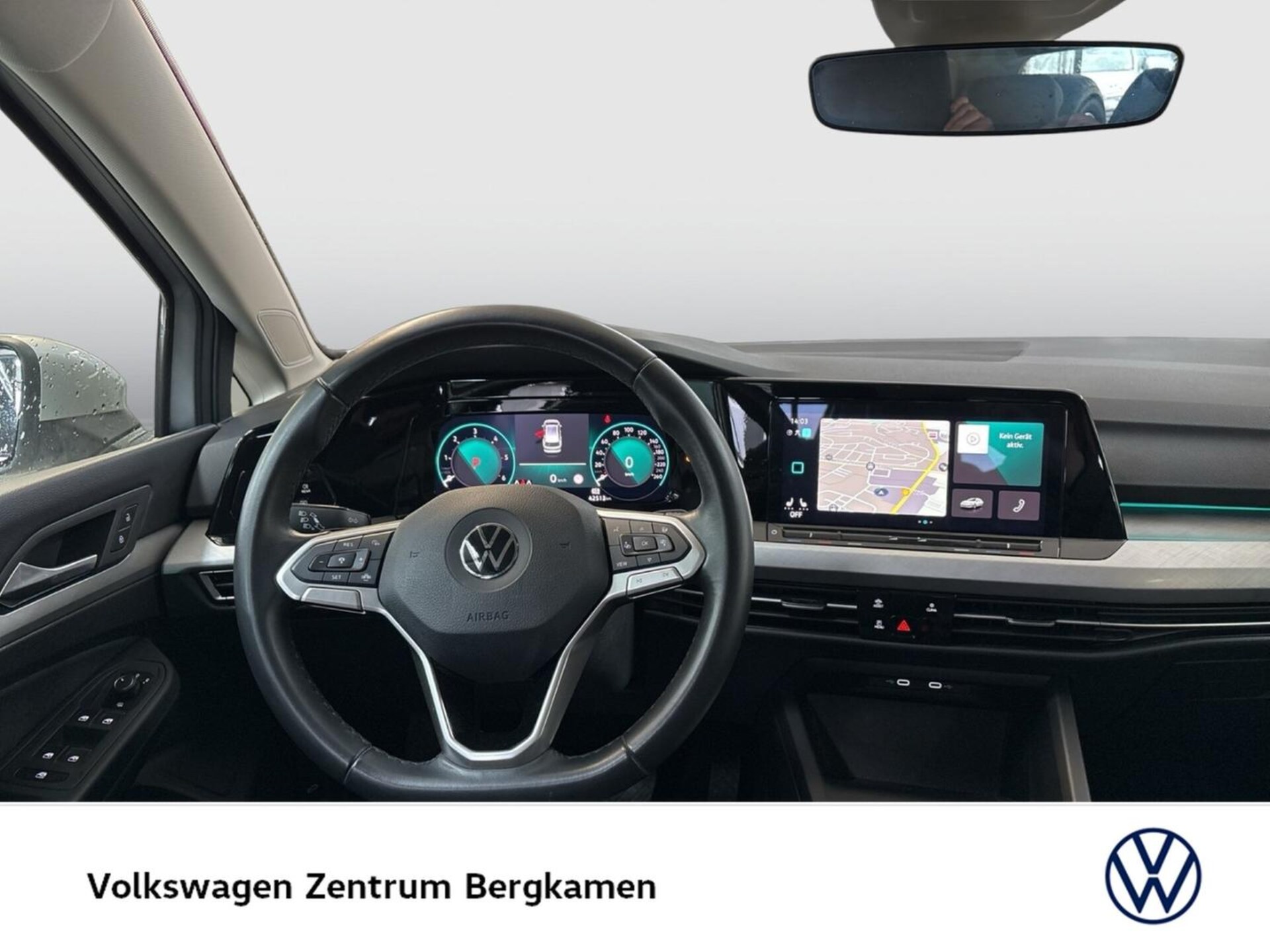 Volkswagen Golf Variant Life