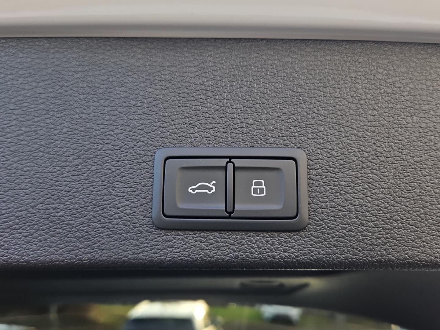 Bild über Audi Q2 S line 35 TFSI S tronic - für weitere Informationen kontaktieren Sie den Audi Partner