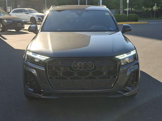2025 Audi SQ7