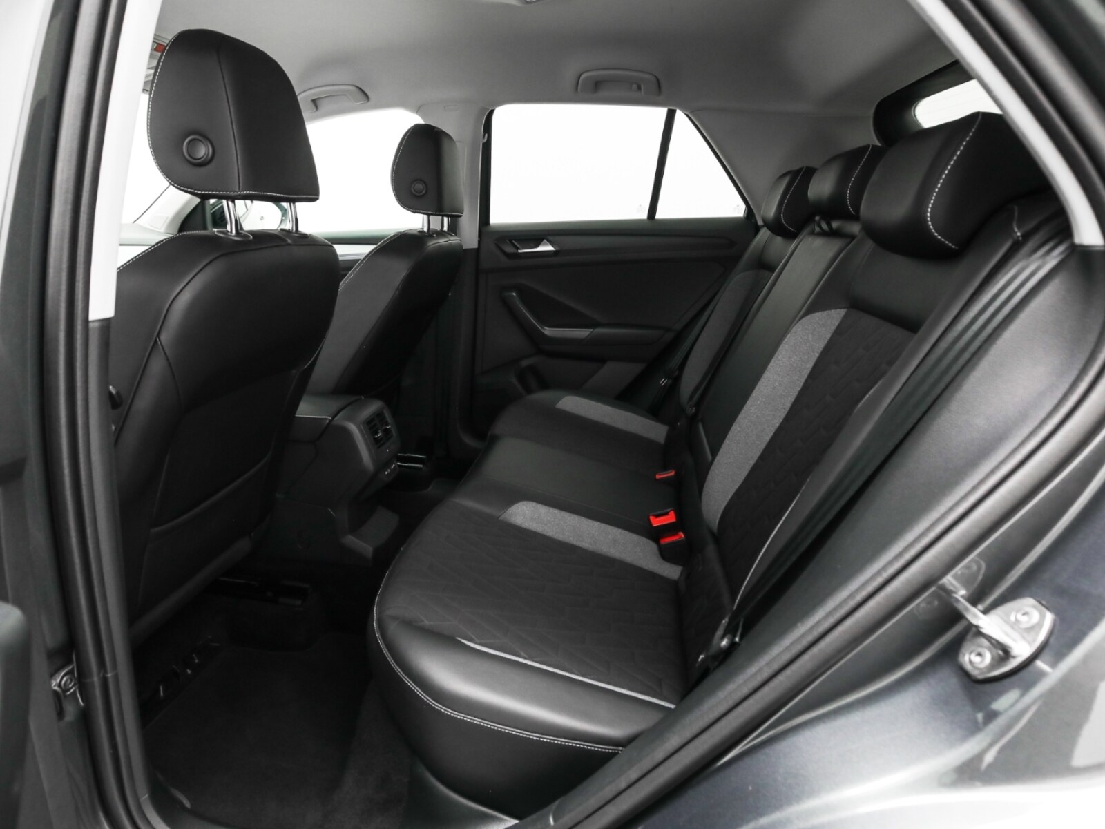 Volkswagen T-Roc – Bild 12