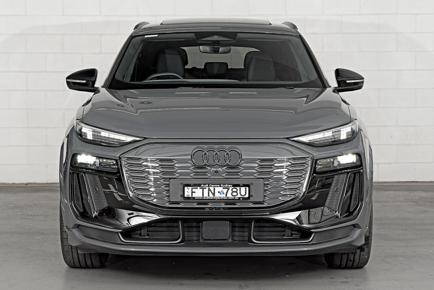 Image about Audi Q6 SUV e-tron e-tron quattro