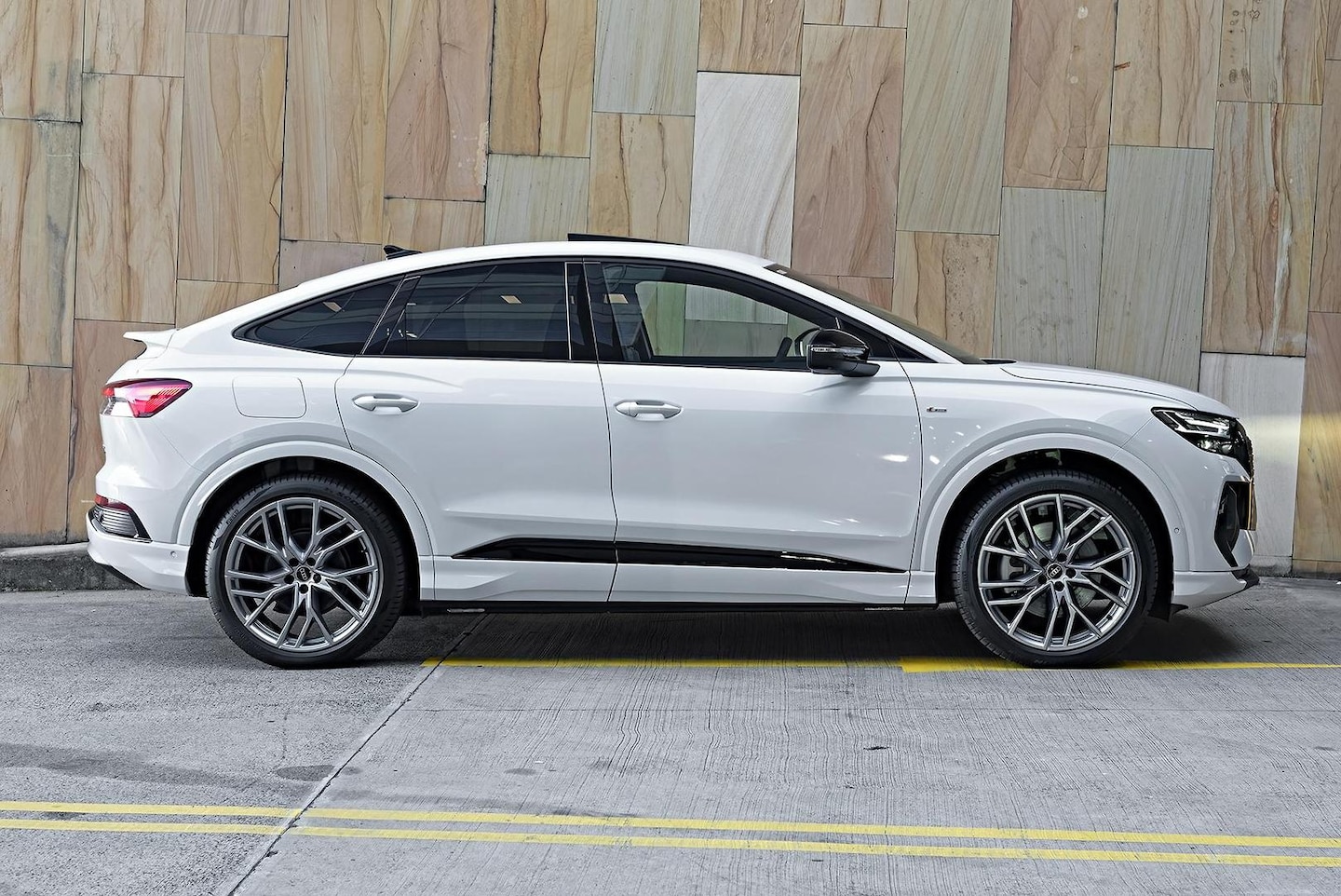 Image about Audi Q4 Sportback e-tron 55 e-tron quattro