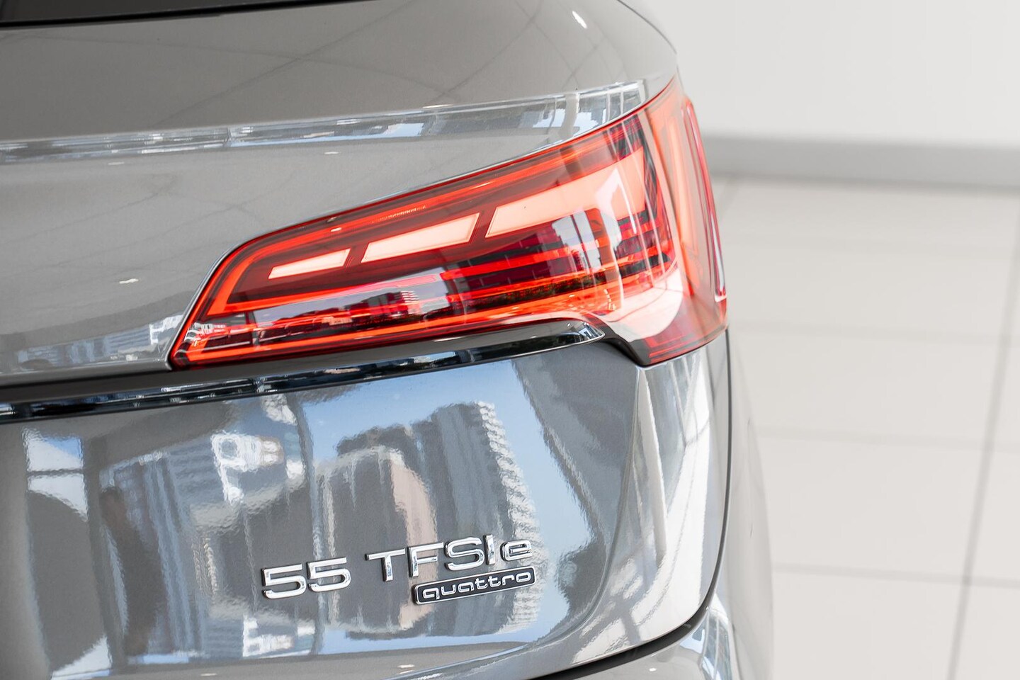 Image about Audi Q5 TFSI e S line 55 TFSI e quattro S tronic