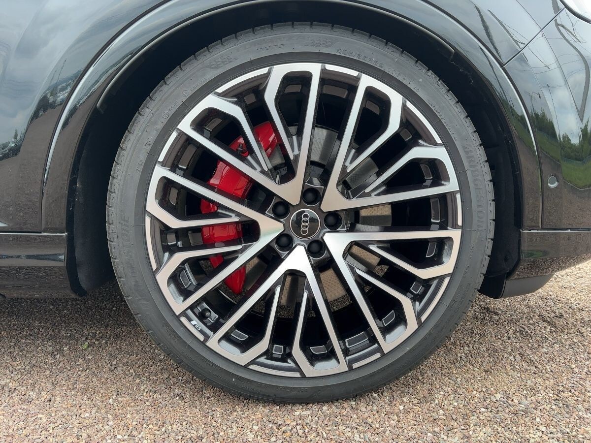Audi SQ7 SUV