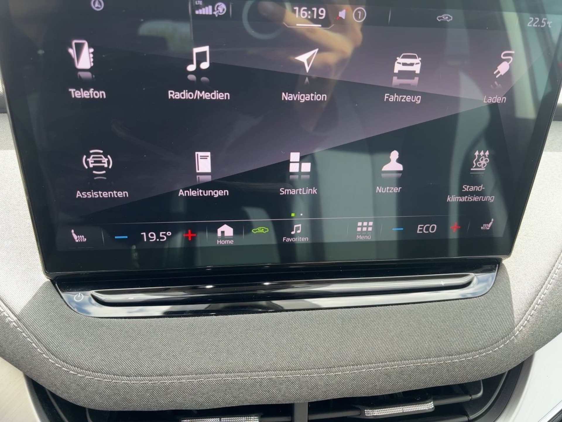 Skoda Enyaq 80X
