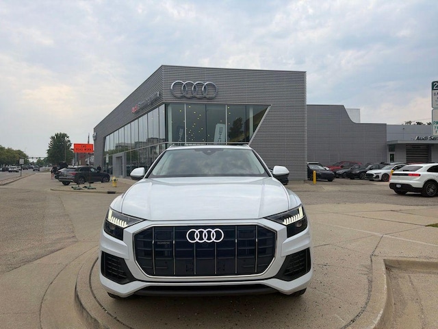 2023 Audi Q8