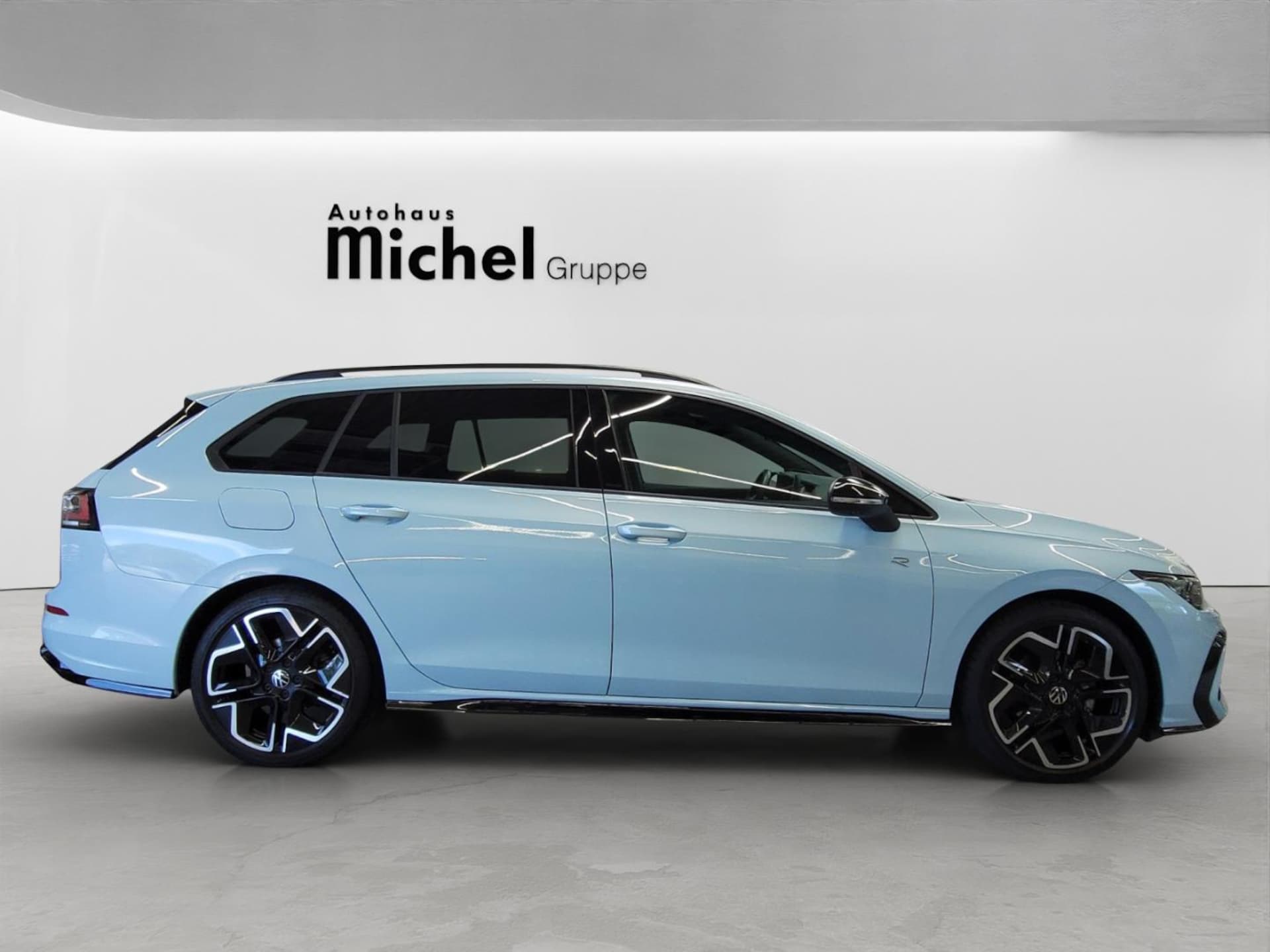 Volkswagen Golf Variant R-Line