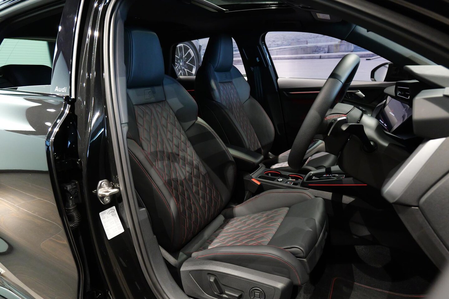 Image about Audi S3 Sportback TFSI quattro S tronic