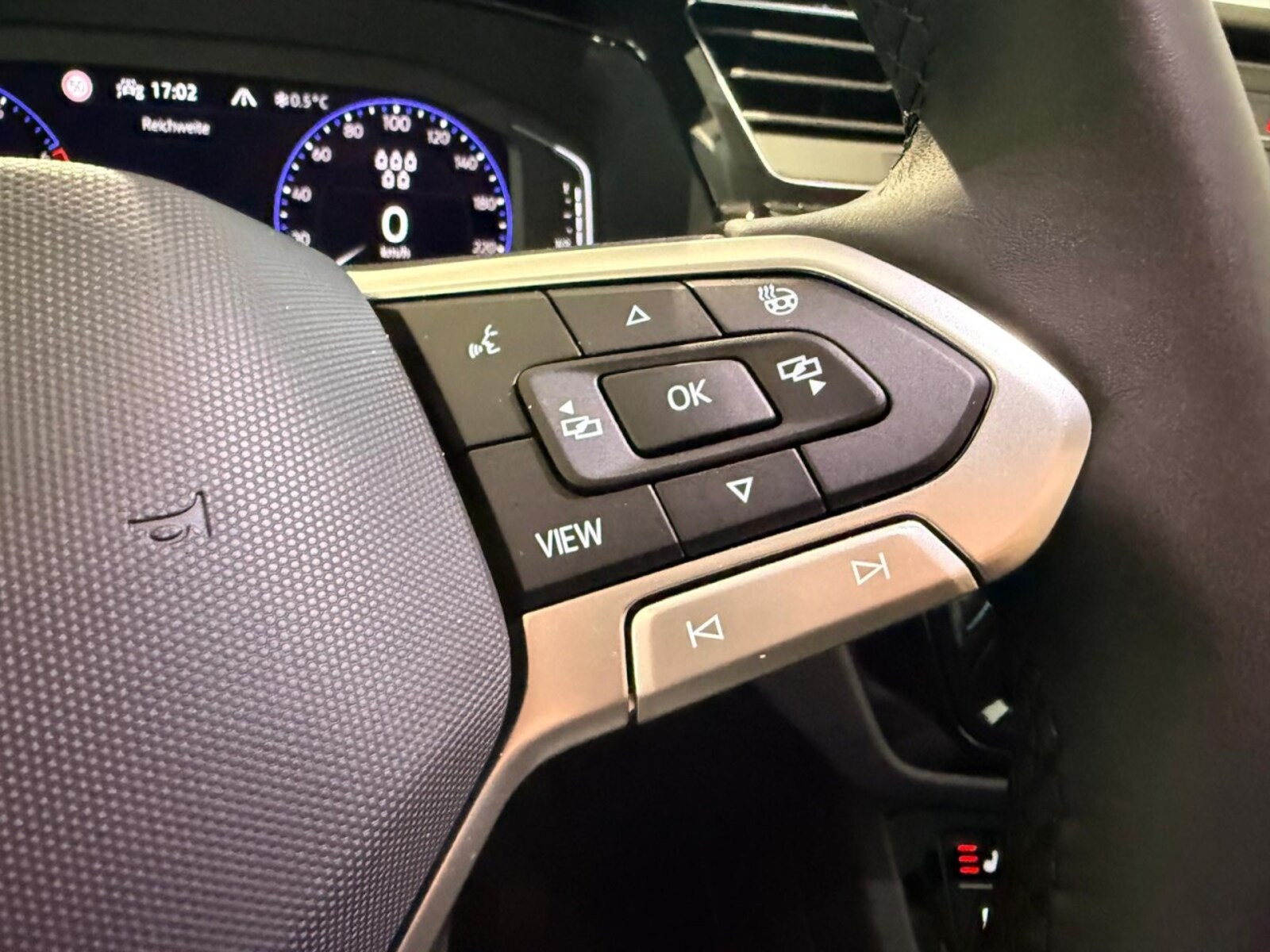 Volkswagen Touran – Bild 12
