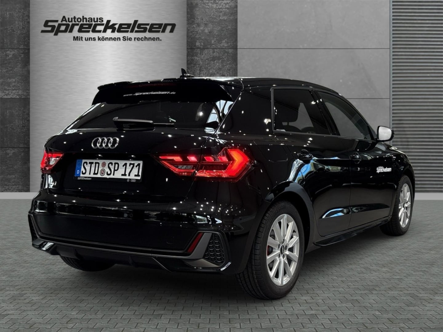 Bild über Audi A1 Sportback S line 25 TFSI Schaltgetriebe - für weitere Informationen kontaktieren Sie den Audi Partner