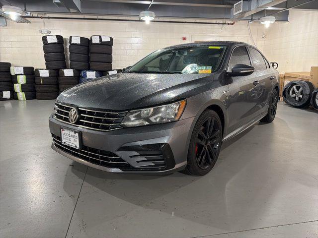 2018 Volkswagen Passat R-Line