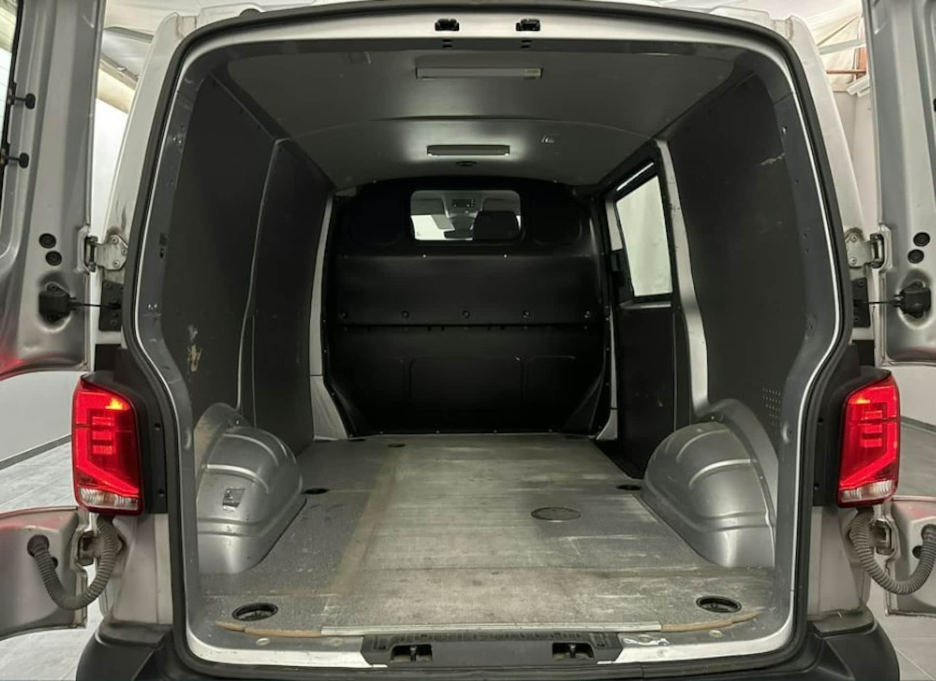 Volkswagen T6.1 Transporter Kasten kurzer Radstand