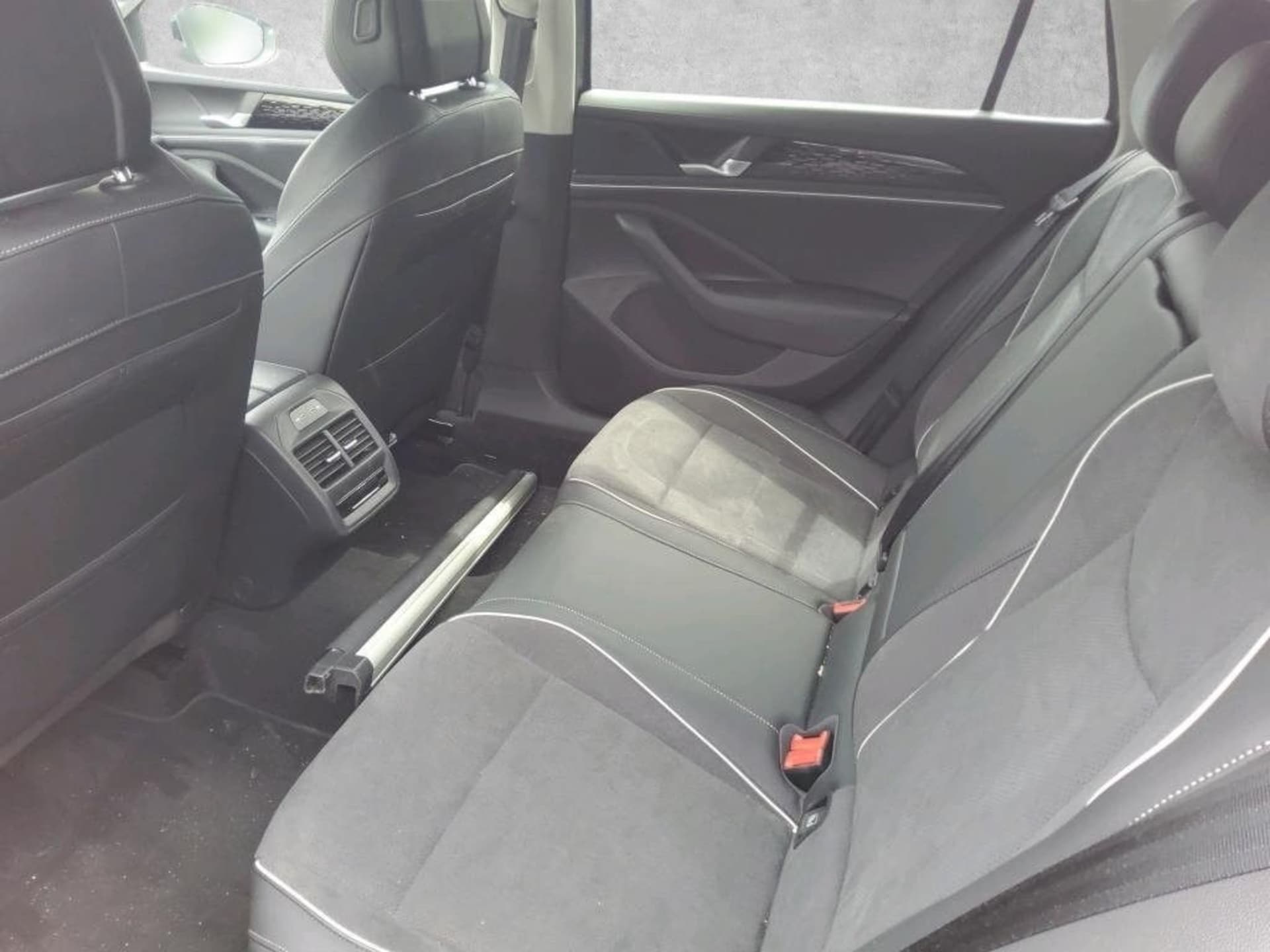 Volkswagen Passat Business